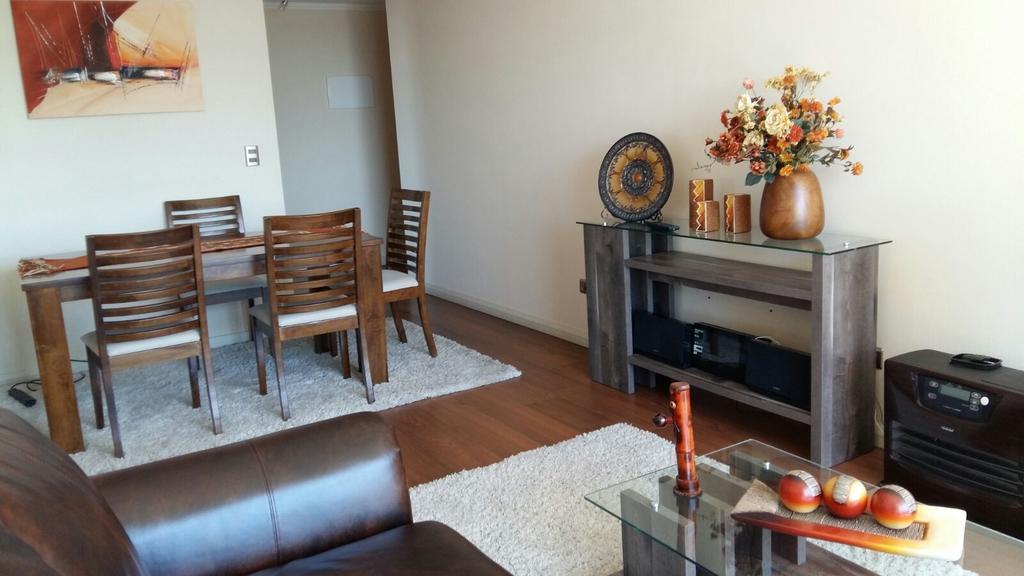 En Apartment *